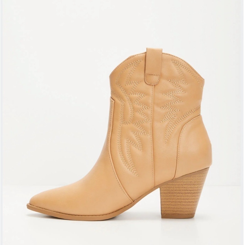 Stylish Bandit Ankle Booties Toffee
